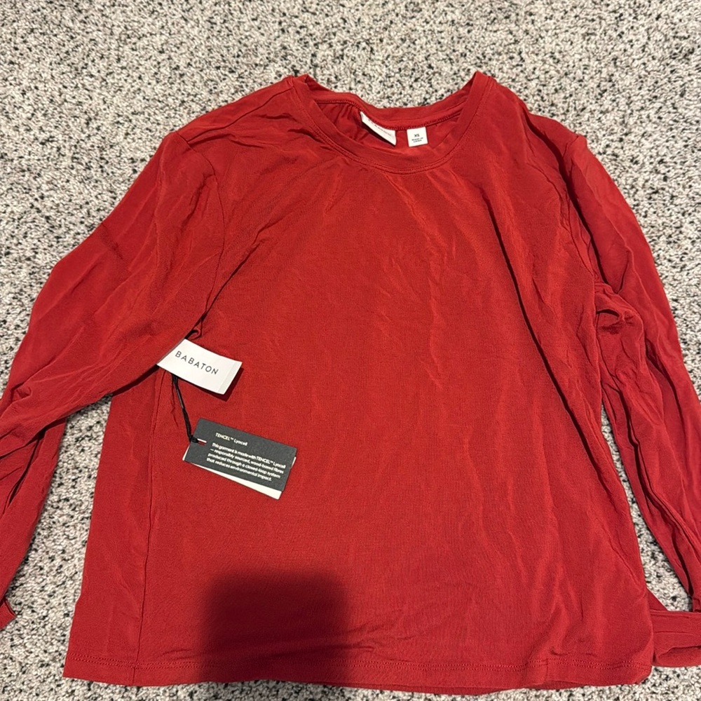 New with tag red shirt Artizia